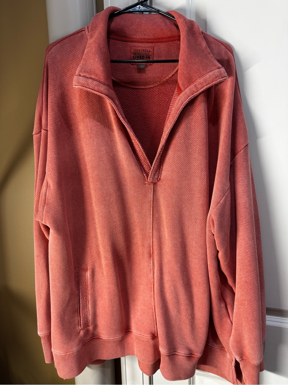 American Eagle Outfitters Dusty Coral v-neck Pullover